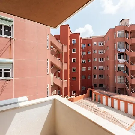 Dj - Palmira Stay Lissabon